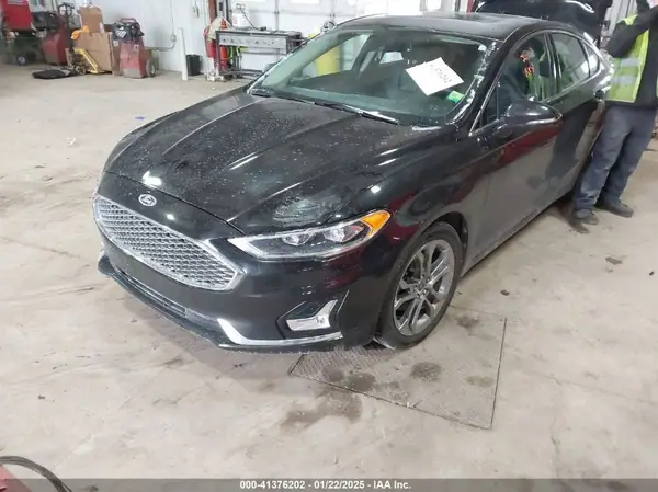 3FA6P0RUXLR157167 2020 FORD FUSION - Image 2