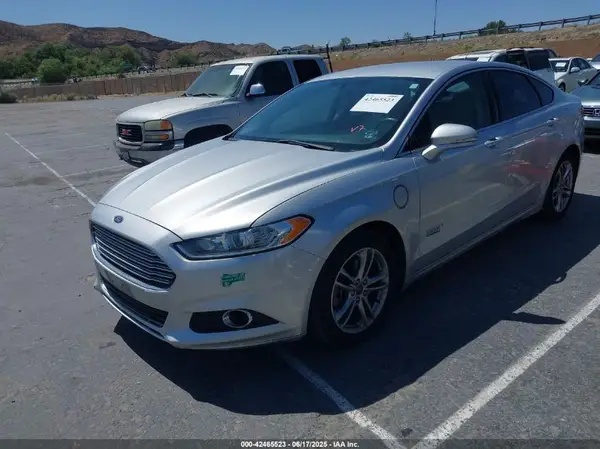 3FA6P0SU0GR166119 2016 FORD FUSION - Image 2