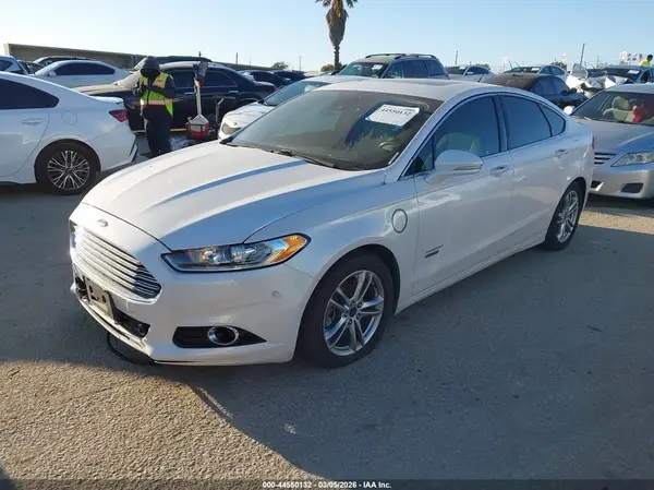 3FA6P0SU0GR229574 2016 FORD FUSION - Image 2