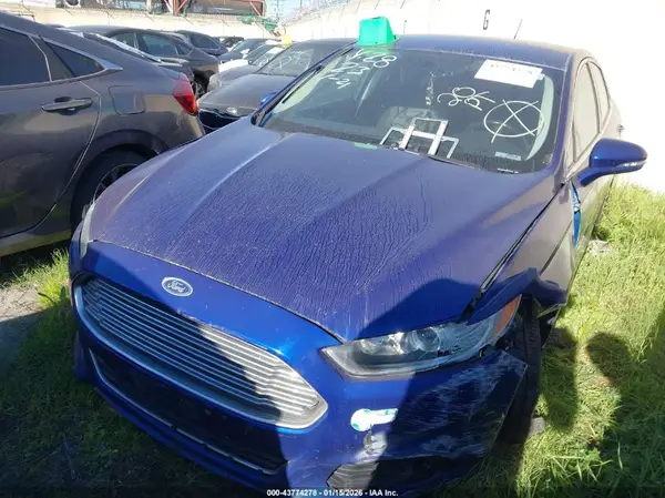 3FA6P0SU0GR235942 2016 FORD FUSION - Image 2