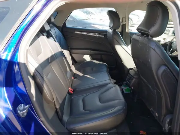 3FA6P0SU0GR235942 2016 FORD FUSION - Image 8
