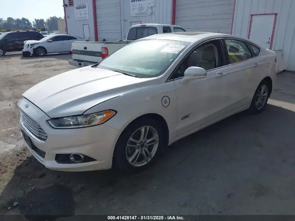 3FA6P0SU0GR320683 2016 FORD FUSION - Image 2