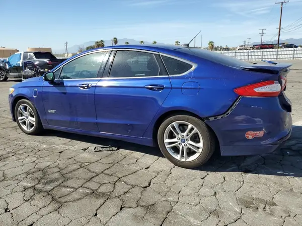 3FA6P0SU0GR320831 2016 FORD FUSION - Image 2