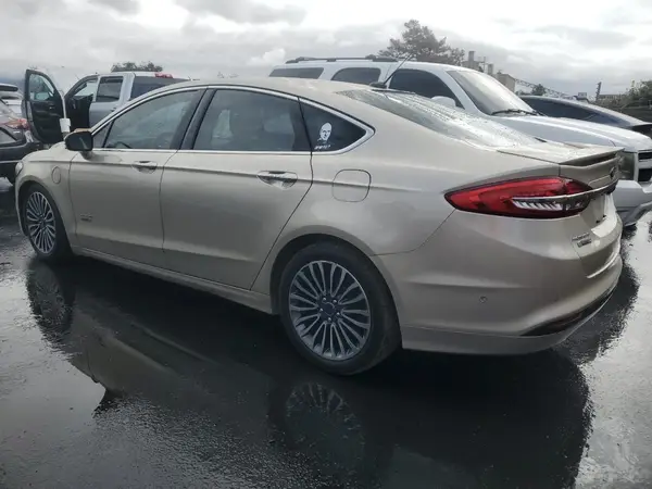 3FA6P0SU0HR163934 2017 FORD FUSION - Image 2