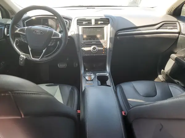 3FA6P0SU0HR238891 2017 FORD FUSION - Image 8
