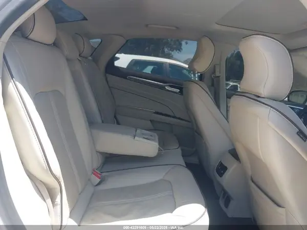 3FA6P0SU0HR329224 2017 FORD FUSION - Image 8