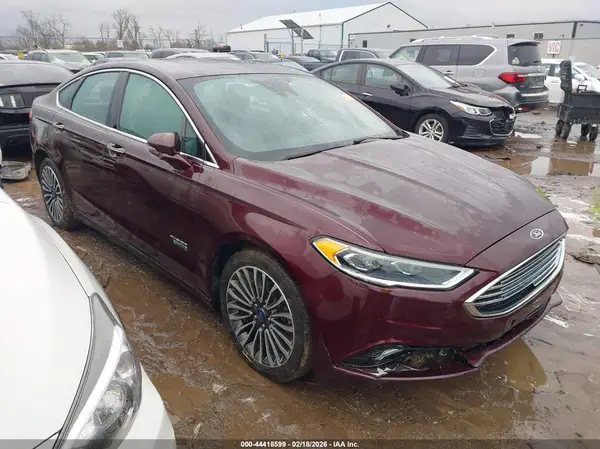 3FA6P0SU0HR391139 2017 FORD FUSION - Image 1
