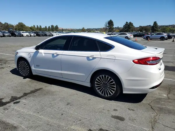 3FA6P0SU0JR205119 2018 FORD FUSION - Image 2