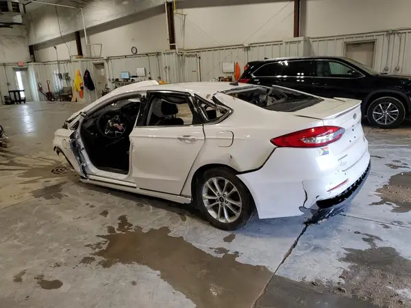 3FA6P0SU0KR144226 2019 FORD FUSION - Image 2