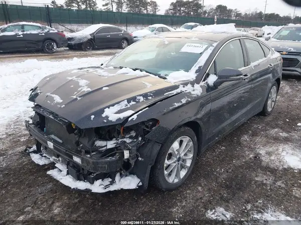 3FA6P0SU0KR157431 2019 FORD FUSION - Image 2