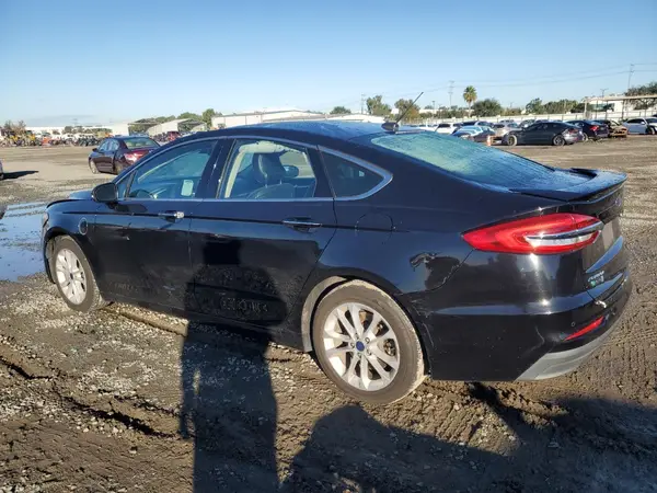 3FA6P0SU0KR216025 2019 FORD FUSION - Image 2