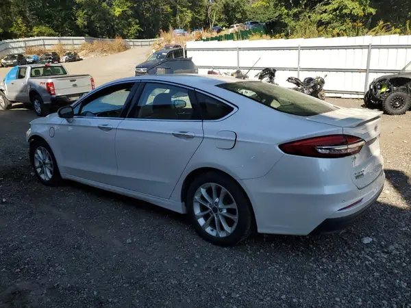 3FA6P0SU0KR227851 2019 FORD FUSION - Image 2