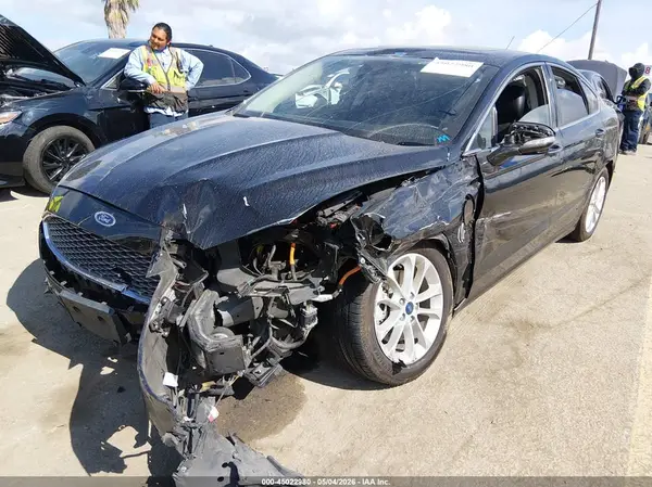 3FA6P0SU0KR232368 2019 FORD FUSION - Image 2