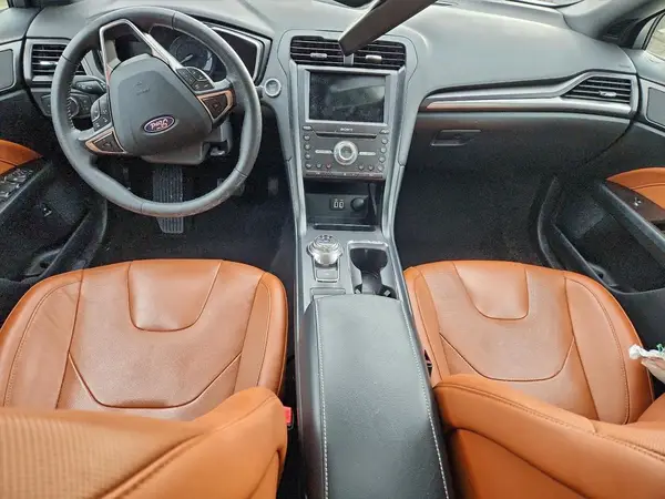 3FA6P0SU0KR236162 2019 FORD FUSION - Image 8