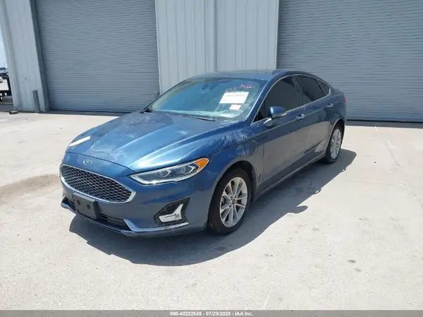 3FA6P0SU0KR258582 2019 FORD FUSION - Image 2
