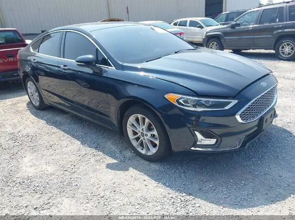 3FA6P0SU0LR132241 2020 FORD FUSION - Image 1
