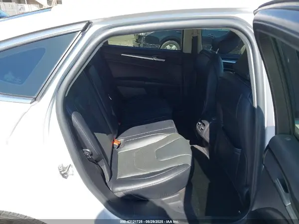 3FA6P0SU0LR181486 2020 FORD FUSION - Image 8