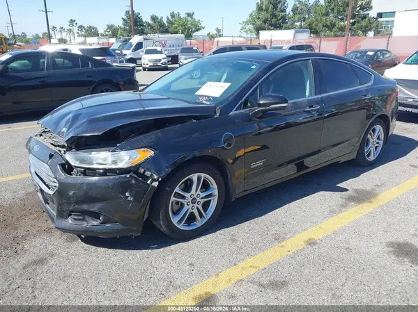 3FA6P0SU1GR229566 2016 FORD FUSION - Image 2
