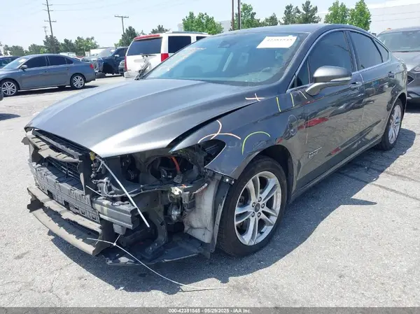 3FA6P0SU1GR304590 2016 FORD FUSION - Image 2