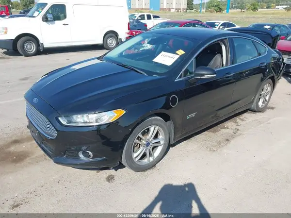 3FA6P0SU1GR351635 2016 FORD FUSION - Image 2