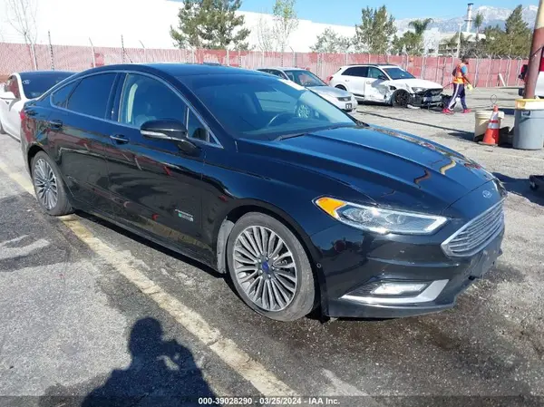 3FA6P0SU1HR116976 2017 FORD FUSION - Image 1