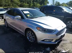 3FA6P0SU1HR157687 2017 FORD FUSION