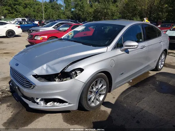 3FA6P0SU1HR157687 2017 FORD FUSION - Image 2