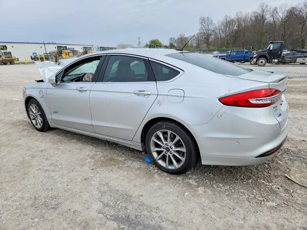 3FA6P0SU1HR238849 2017 FORD FUSION - Image 2