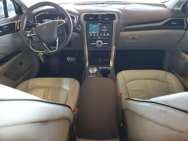 3FA6P0SU1HR239046 2017 FORD FUSION - Image 8