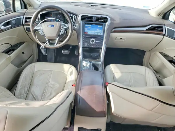 3FA6P0SU1HR330155 2017 FORD FUSION - Image 8