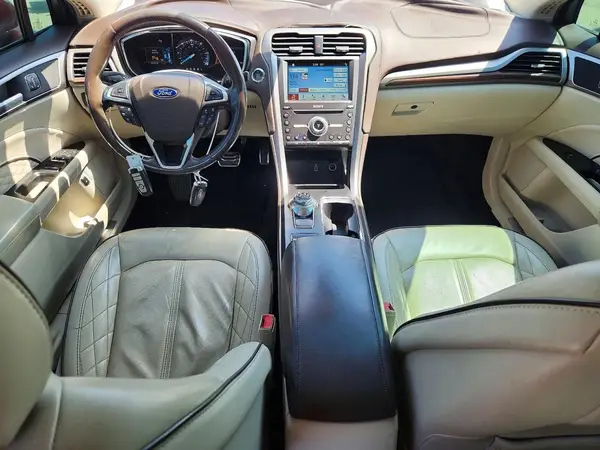 3FA6P0SU1HR350549 2017 FORD FUSION - Image 8