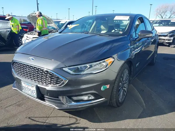 3FA6P0SU1JR110617 2018 FORD FUSION - Image 2