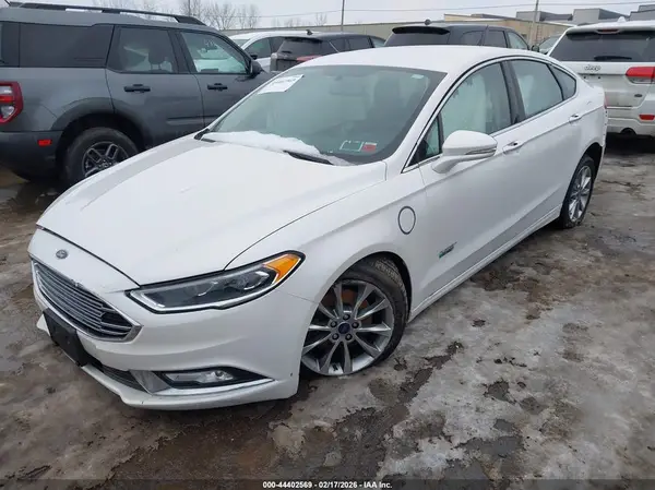 3FA6P0SU1JR148381 2018 FORD FUSION - Image 2
