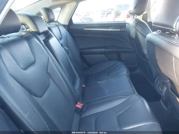 3FA6P0SU1JR161695 2018 FORD FUSION - Image 8