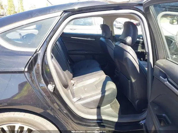 3FA6P0SU1JR187262 2018 FORD FUSION - Image 8