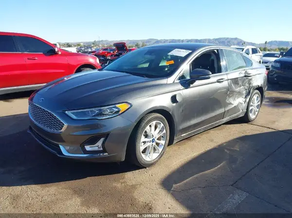 3FA6P0SU1KR115124 2019 FORD FUSION - Image 2