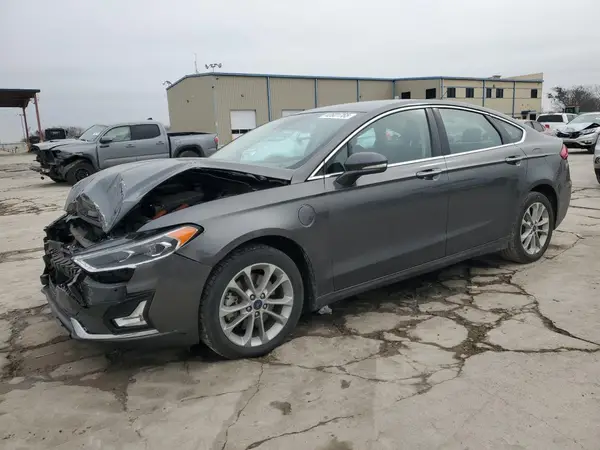 3FA6P0SU1KR145529 2019 FORD FUSION - Image 1