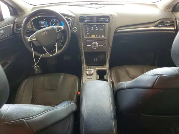 3FA6P0SU1KR213067 2019 FORD FUSION - Image 8