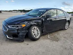 3FA6P0SU1KR213103 2019 FORD FUSION