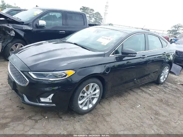 3FA6P0SU1KR285161 2019 FORD FUSION - Image 2