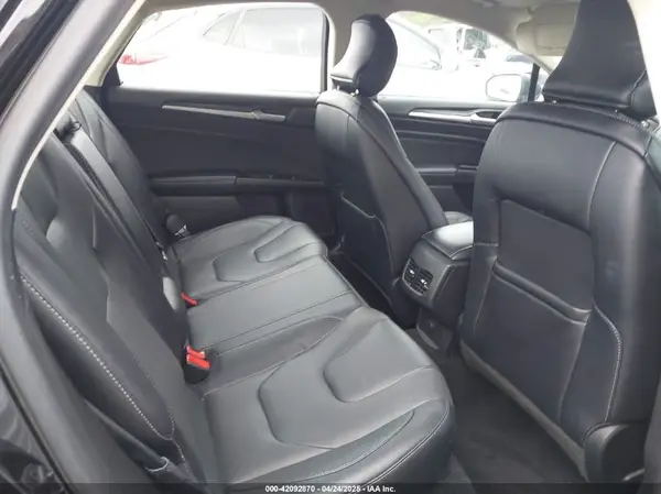 3FA6P0SU1KR285161 2019 FORD FUSION - Image 8