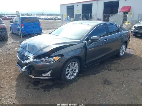 3FA6P0SU1LR232526 2020 FORD FUSION - Image 2