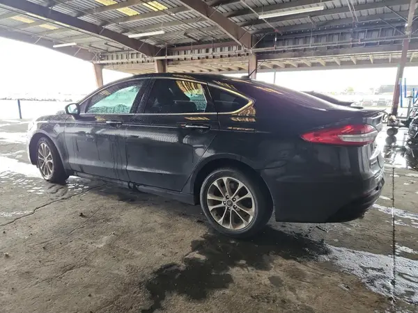 3FA6P0SU1LR245227 2020 FORD FUSION - Image 2