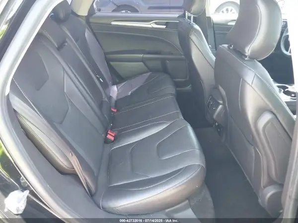 3FA6P0SU2GR195976 2016 FORD FUSION - Image 8