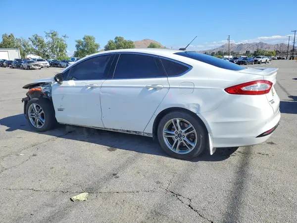3FA6P0SU2GR241693 2016 FORD FUSION - Image 2