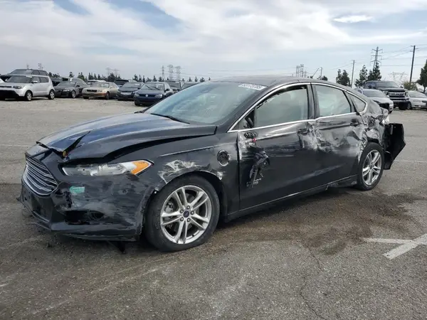 3FA6P0SU2GR241757 2016 FORD FUSION - Image 1