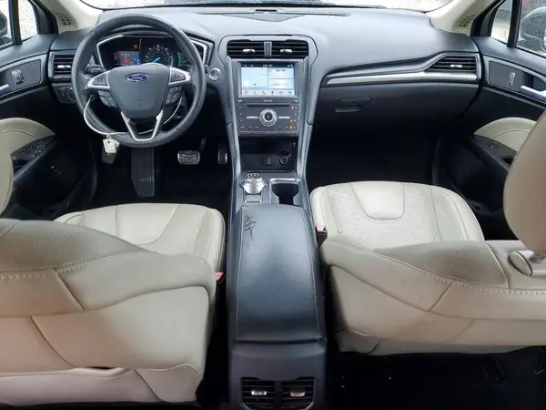 3FA6P0SU2HR151946 2017 FORD FUSION - Image 8
