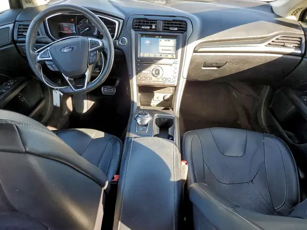 3FA6P0SU2HR180069 2017 FORD FUSION - Image 8
