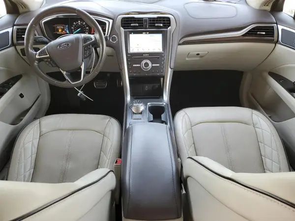 3FA6P0SU2HR379624 2017 FORD FUSION - Image 8