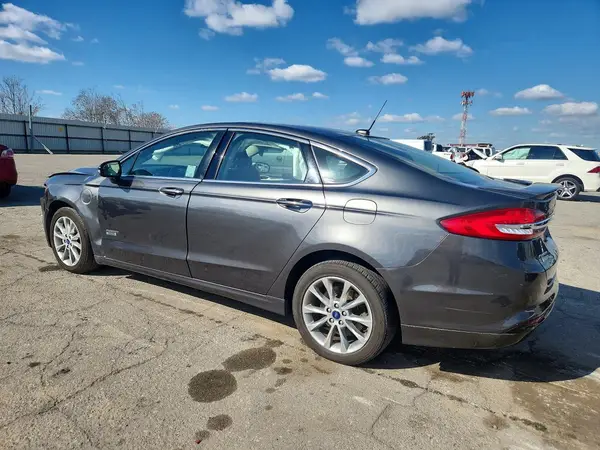 3FA6P0SU2HR413996 2017 FORD FUSION - Image 2